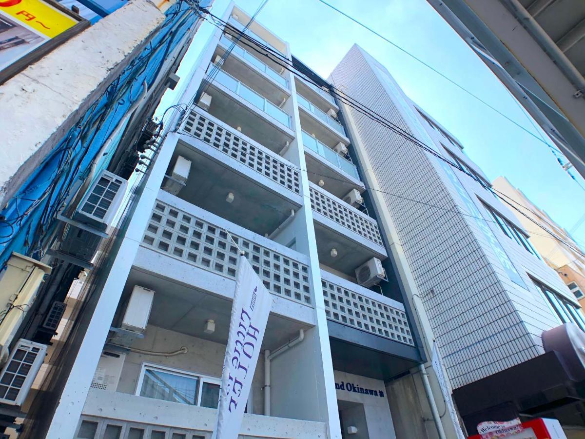 Little Island Okinawa Tomari Aparthotel Exterior photo